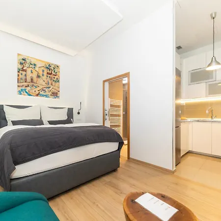 Destino アパート ザダル