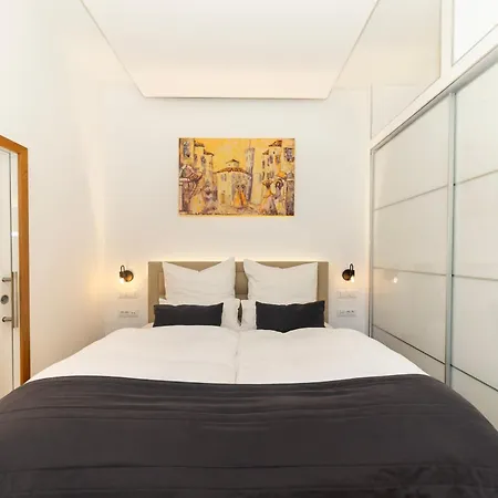 Destino City Apartments By Belmont Realty Apartment *