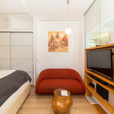 Апартаменти Destino By Belmont Realty *