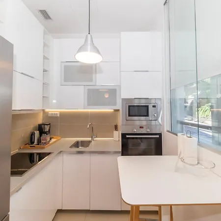 Destino By Belmont Realty Апартаменти