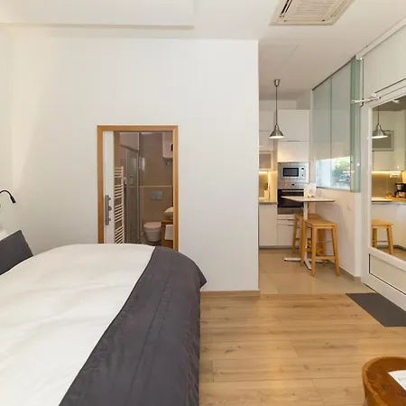 Destino By Belmont Realty *