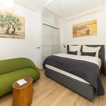 Destino By Belmont Realty Апартаменти *