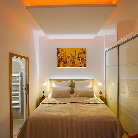 Destino By Belmont Realty דירה *